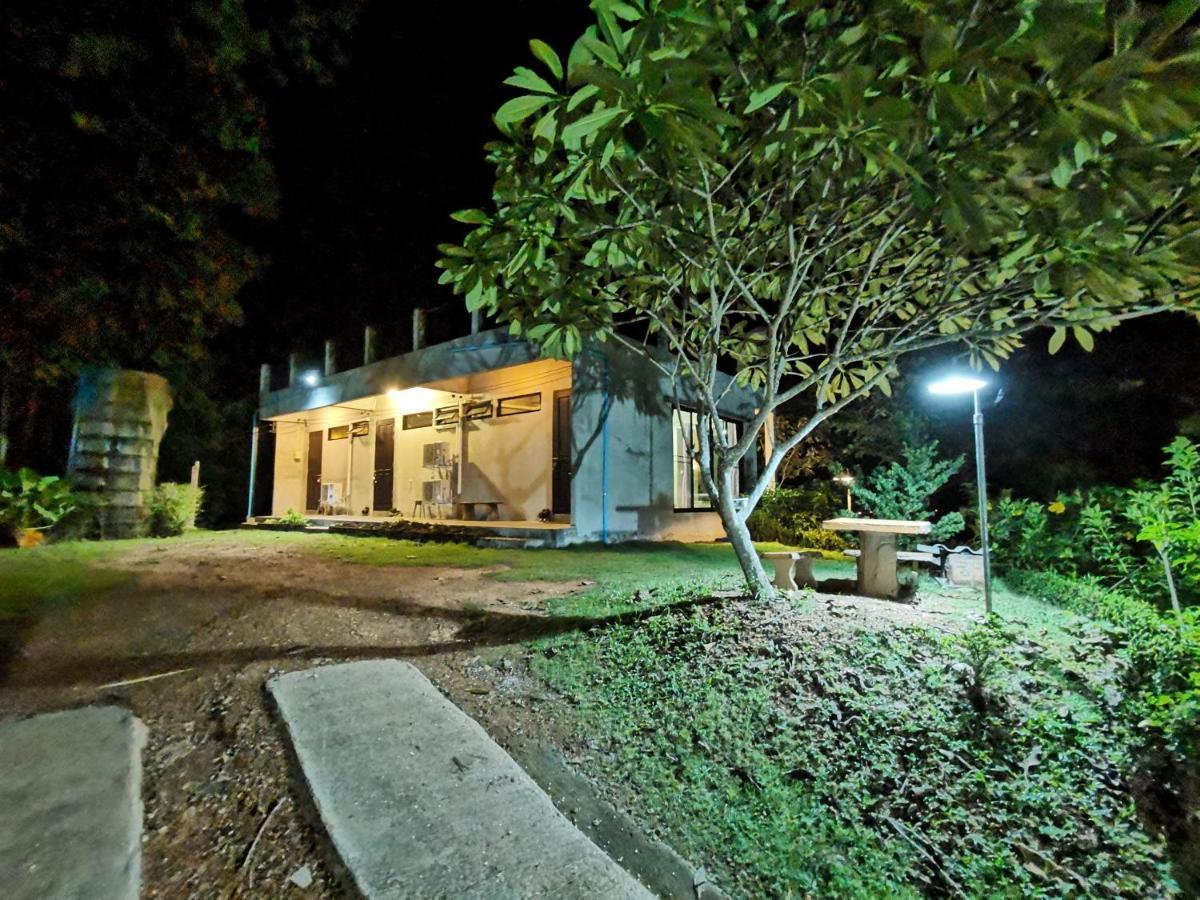 Baan Suan Plearndara Appartement Wang Nam Khiao Buitenkant foto