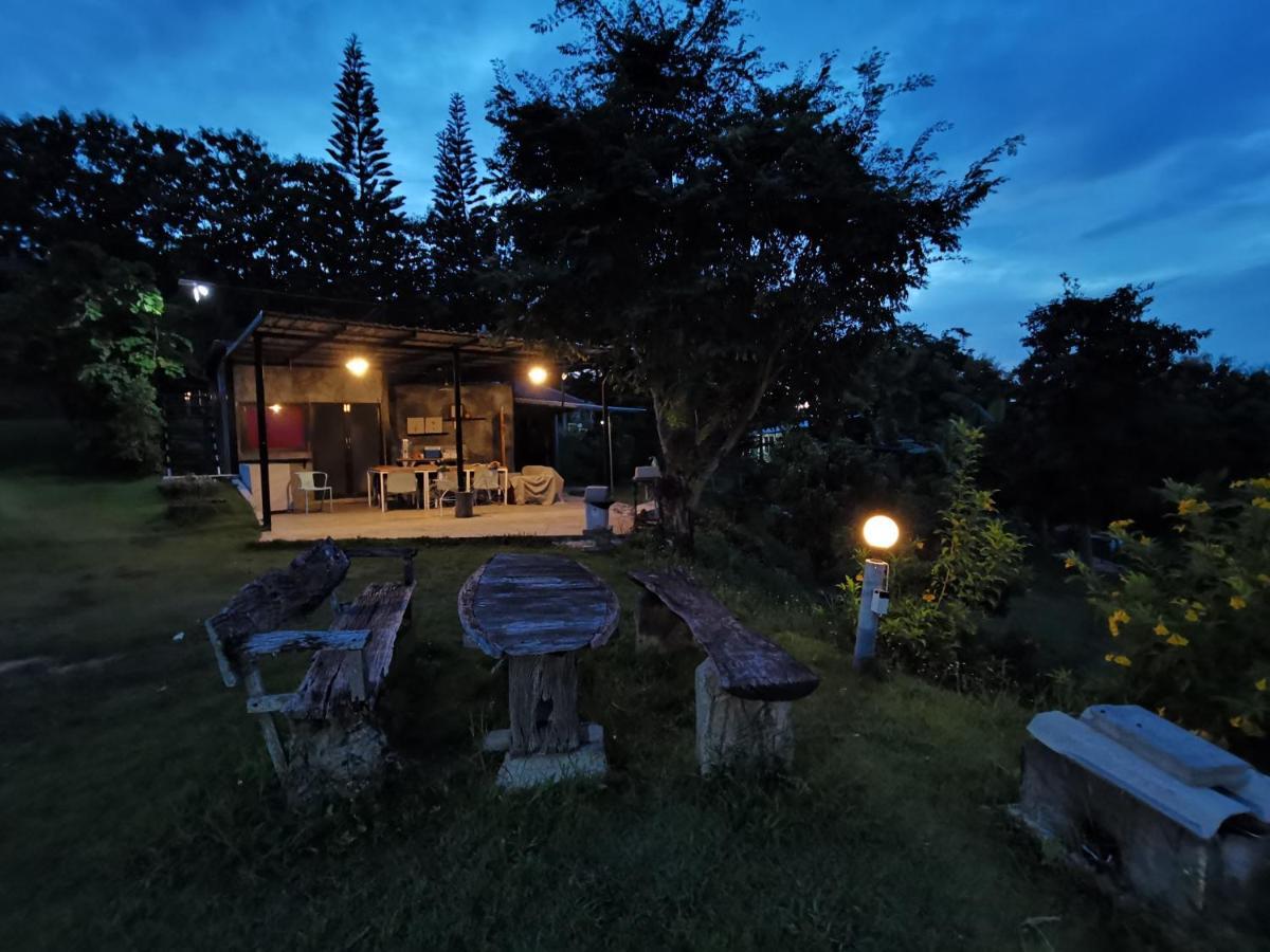 Baan Suan Plearndara Appartement Wang Nam Khiao Buitenkant foto